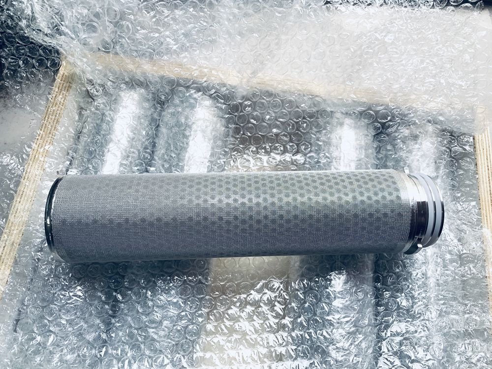 冲孔板复合网的优势你知路几多？